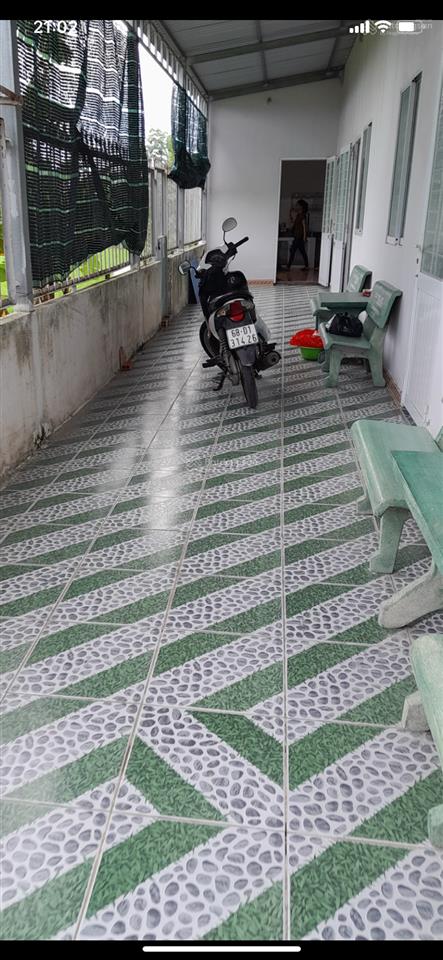 Cho thuê nhà vườn có sân rộng có vườn rau diện tích 180m có 4pn, 4wc gần kcn giá rẻ 3tr /t  ngay