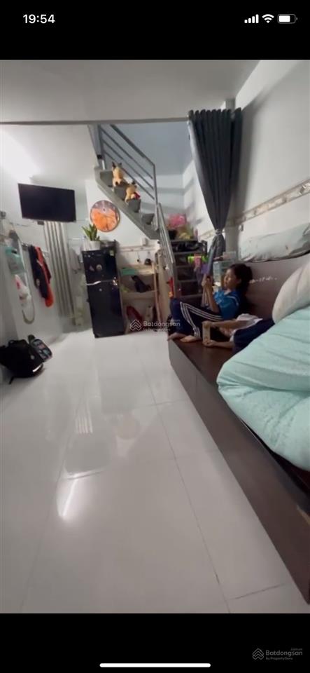 Kẹt bán nhanh căn nhà nhỏ ở bình chánh tphcm nhà gần chợ đường rộng giá rẻ  ngay 0902 081 ***