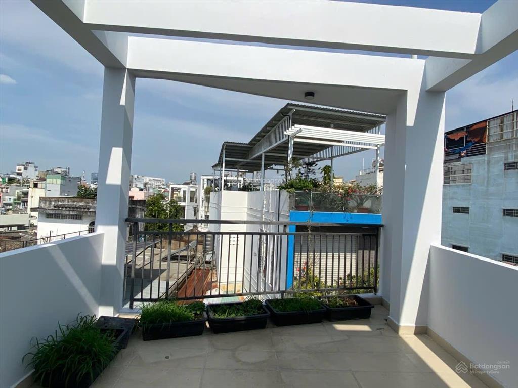 Bán nhà riêng tại lê quang định, 6,4 tỷ, 40m2, 4pn, 3wc, 3 tầng, chính chủ