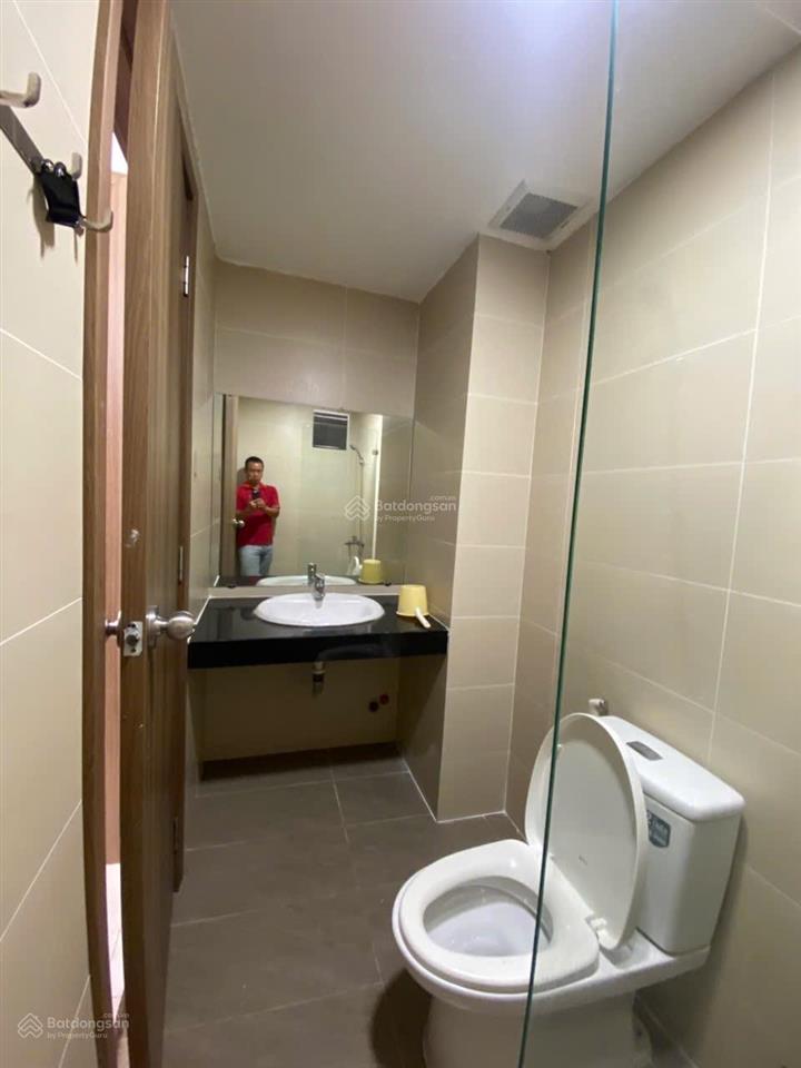 Bán nhà riêng tại lê quang định, 6,4 tỷ, 40m2, 4pn, 3wc, 3 tầng, chính chủ