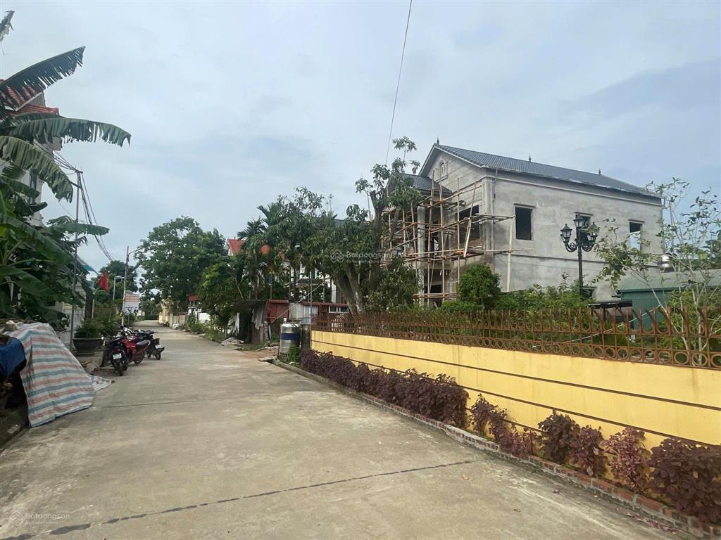 Cần bán đất đấu giá khu 3 xuân lộc cũ