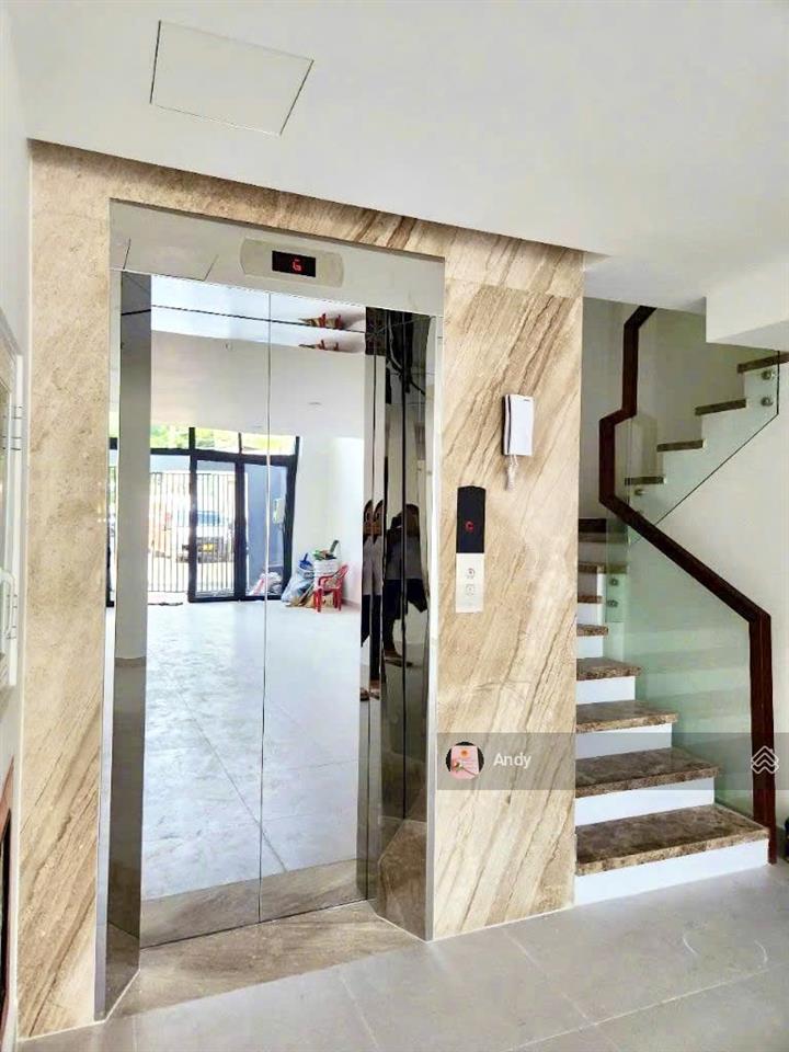 Mặt tiền lê quang định (7 tầng, 8 phòng và mbkd)  đoạn đẹp cách chợ bà chiểu 300m, 16 tỷ