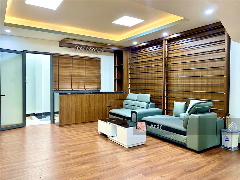Mặt tiền lê quang định (7 tầng, 8 phòng và mbkd)  đoạn đẹp cách chợ bà chiểu 300m, 16 tỷ