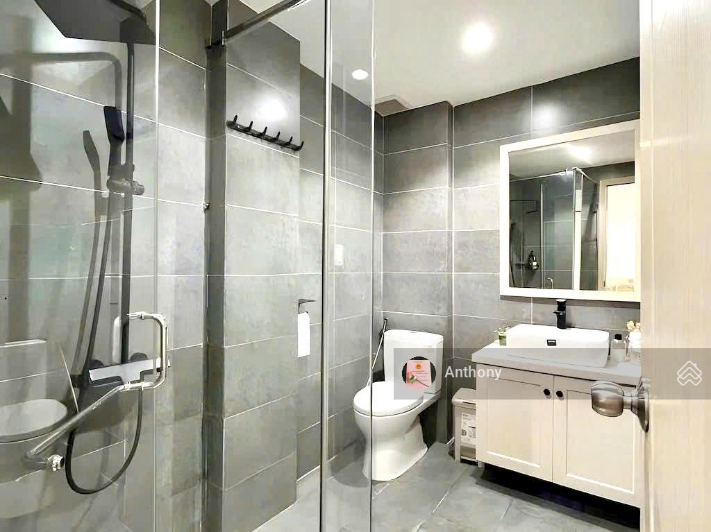 Bán gấp! mặt tiền hoa lan (hầm, 4 tầng)  nhà chưa qua đầu tư. phù hợp ở & kd, 20 tỷ giảm về 16 tỷ