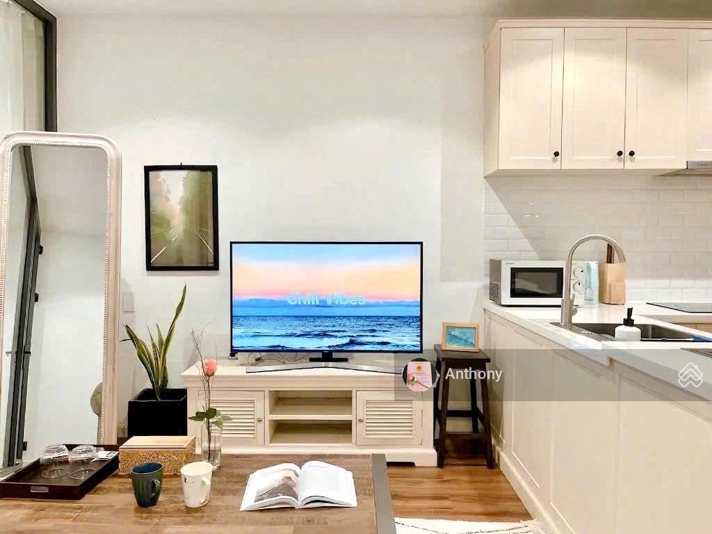 Bán gấp! mặt tiền hoa lan (hầm, 4 tầng)  nhà chưa qua đầu tư. phù hợp ở & kd, 20 tỷ giảm về 16 tỷ
