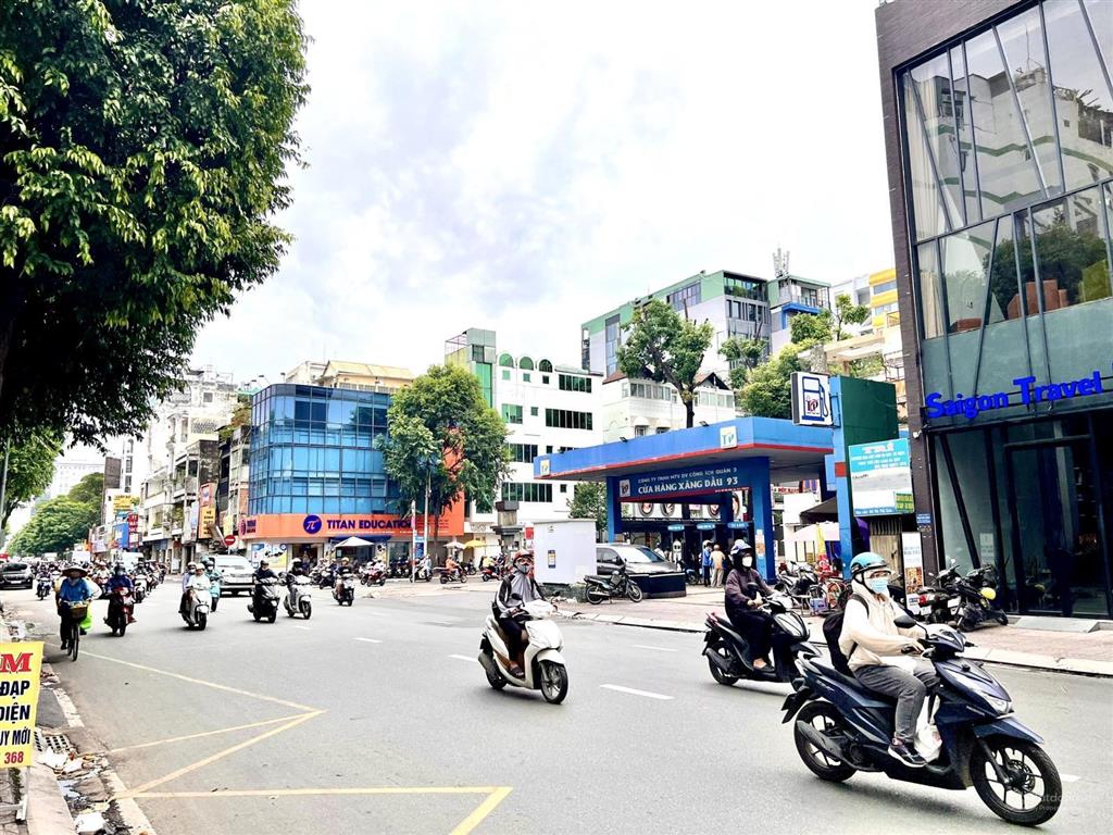 Nhà mới đẹp làm vp/showrom/trung tâm dạy học  mặt tiền võ thị sáu  p. xuân hoà (q3)  chỉ 28tr/th