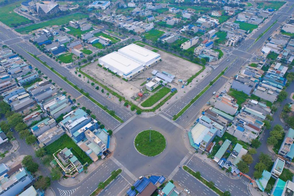 Bán gấp lô đất đẹp 250m2 tại khu tái định cư lộc an  bình sơn, sân bay long thành
