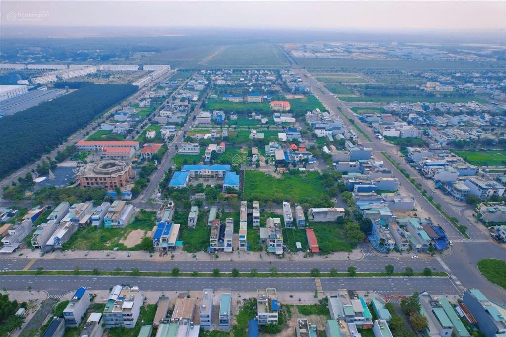 Bán gấp lô đất đẹp 250m2 tại khu tái định cư lộc an  bình sơn, sân bay long thành