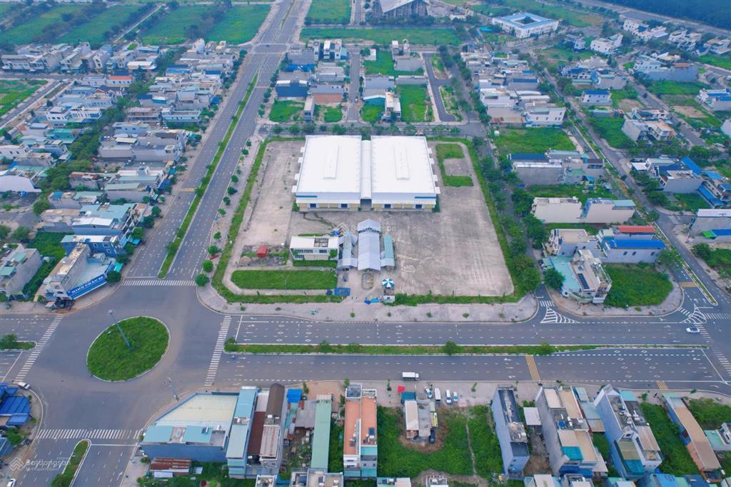 Bán gấp lô đất đẹp 250m2 tại khu tái định cư lộc an  bình sơn, sân bay long thành