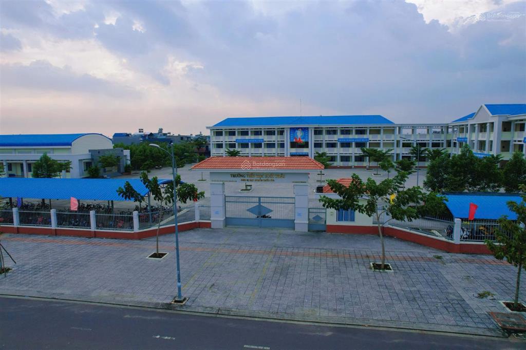 Bán gấp lô đất đẹp 250m2 tại khu tái định cư lộc an  bình sơn, sân bay long thành