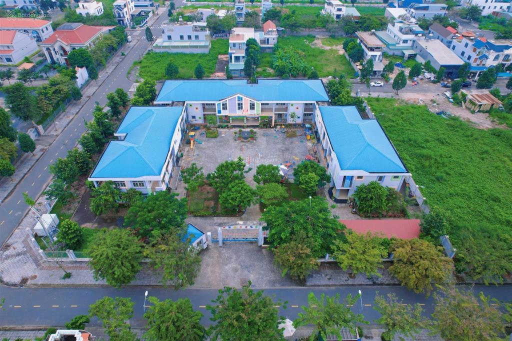 Bán gấp lô đất đẹp 250m2 tại khu tái định cư lộc an  bình sơn, sân bay long thành