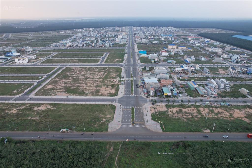 Siêu hiếm, cần bán gấp suất khu tái định cư lộc an  bình sơn.  0966 167 ***