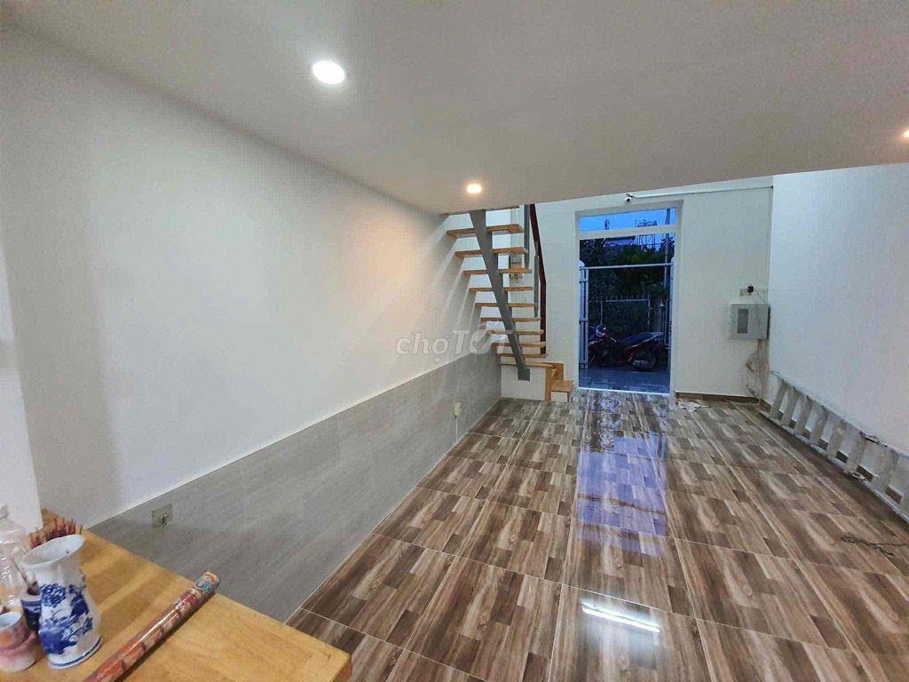 Chính chủ bán nhà đường 24, Bình Trưng, Quận 2