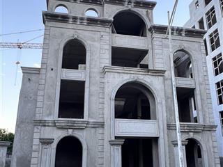 Biệt thự khu b giá hời. diện tích 230m². gần trường liên cấp quốc tế. gần hồ 12ha, đường 3 xe tránh
