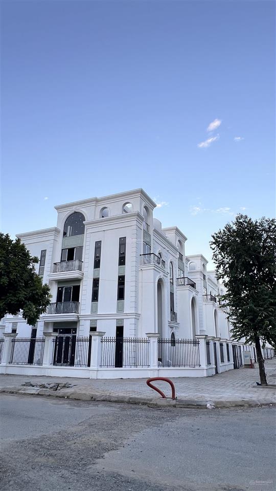 Biệt thự view hồ đẹp thanh hà, cạnh khách sạn 6 sao, trung tâm thương mại