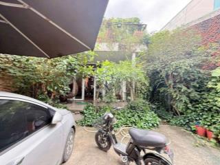 Bán nhà mtkd lý thường kiệt, p. dĩ an, tp. hcm, 274m2, c4, sân thượng. giá giảm còn 14 tỷ đồng, tl
