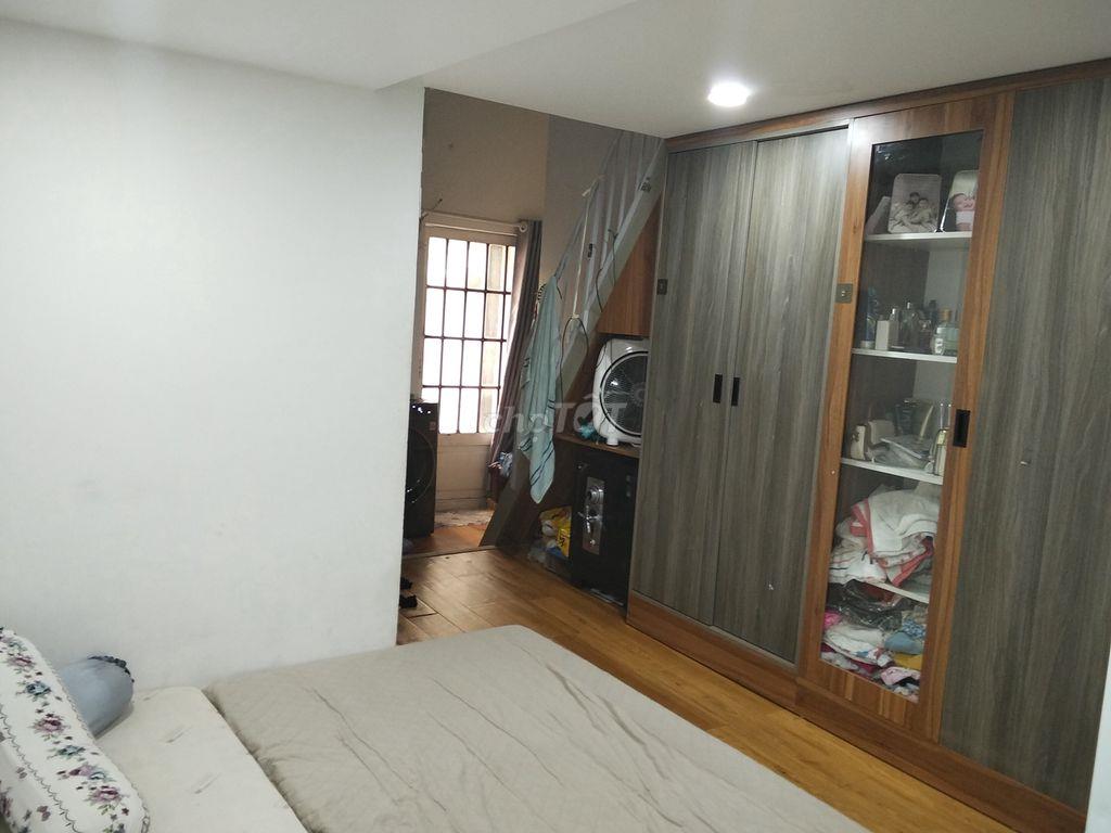 Cần bán nhà cc sổ hồng riêng, Hẻm 21 Bùi Thế Mỹ