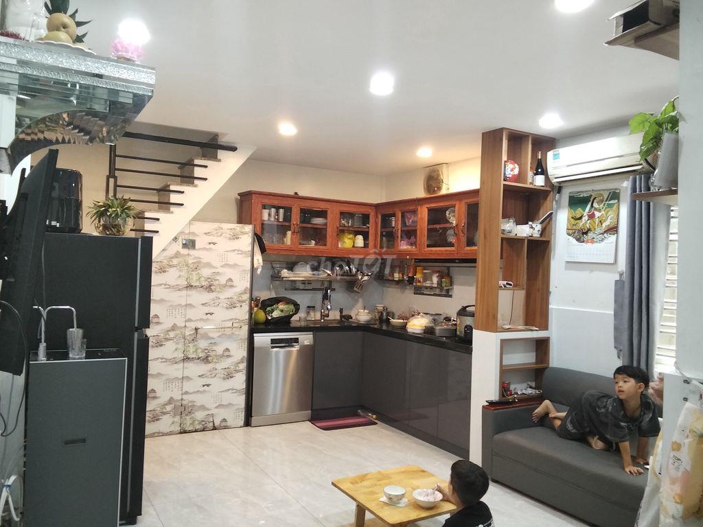 Cần bán nhà cc sổ hồng riêng, Hẻm 21 Bùi Thế Mỹ