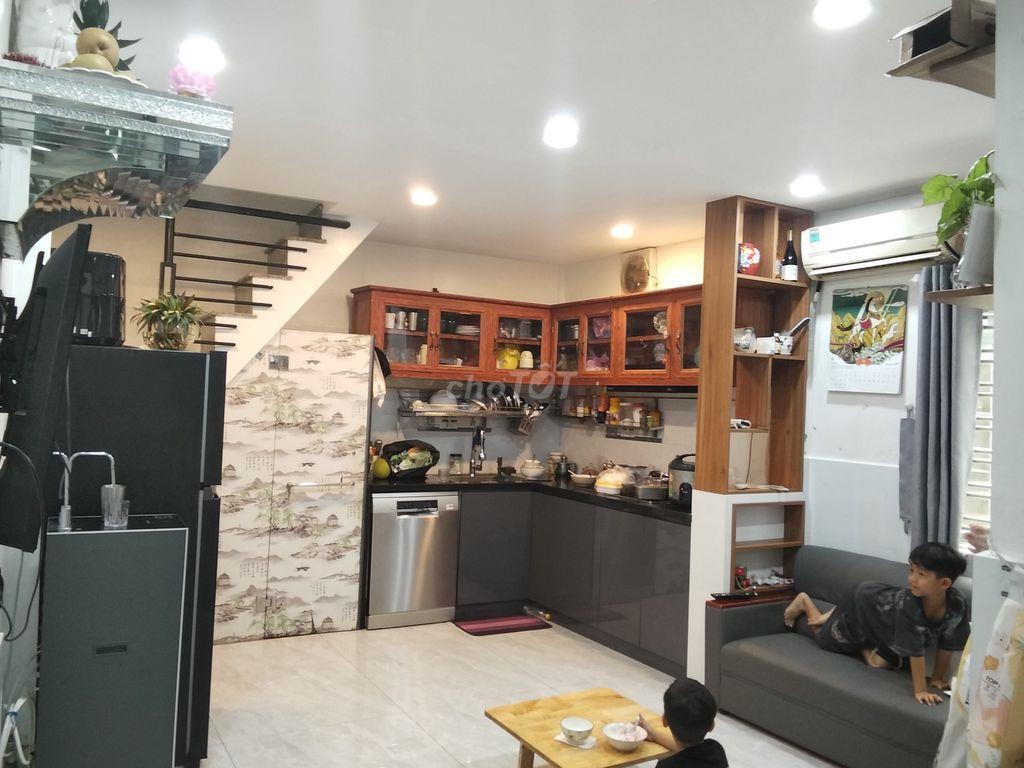 Cần bán nhà cc sổ hồng riêng, Hẻm 21 Bùi Thế Mỹ