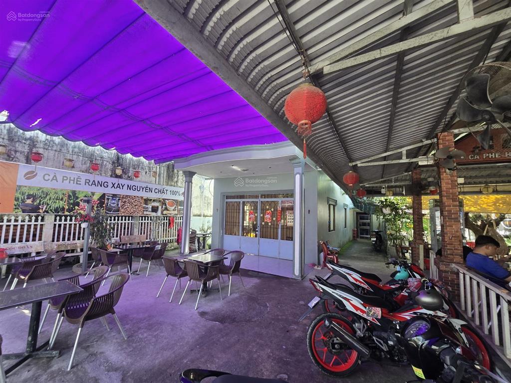 Giảm sâu bán gấp đất tại quốc lộ 61, 7 tỷ, 718,3m2 có 204m2 xd, giá siêu hời, tiện ích đầy đủ