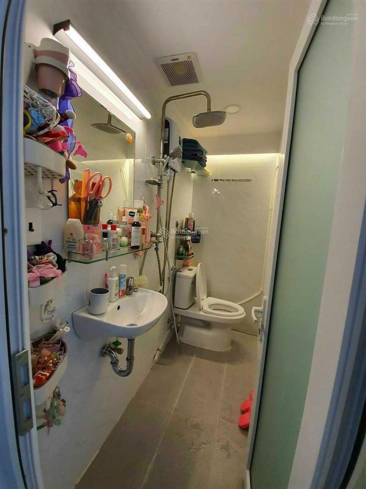 Bán căn hộ miếu nổi, 54m2 (2pn 1wc), nhà ntcb. sổ hồng. giá bán 3 tỷ 7