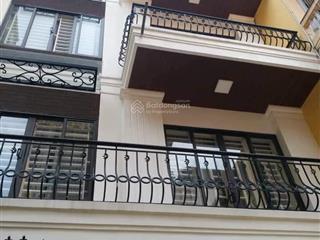 Chính chủ bán nhà phân lô ngõ 34 phố lý nam đế 63m chỉ 21 tỷ hoàn kiếm ô tô đỗ cổng