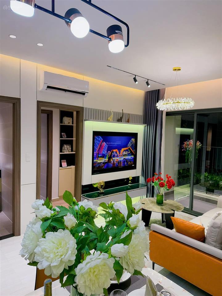 Bcons center city c1109, giá 2.772 tỷ/căn 2pn + 2wc, tầng 11 căn số 9, hướng đông nam