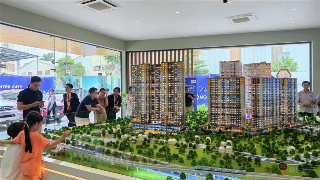 Bán suất nội bộ bcons center city c.1109 giá 2.994 tỷ (đã vat) 2pn+2wc, tháp gateway hướng đn