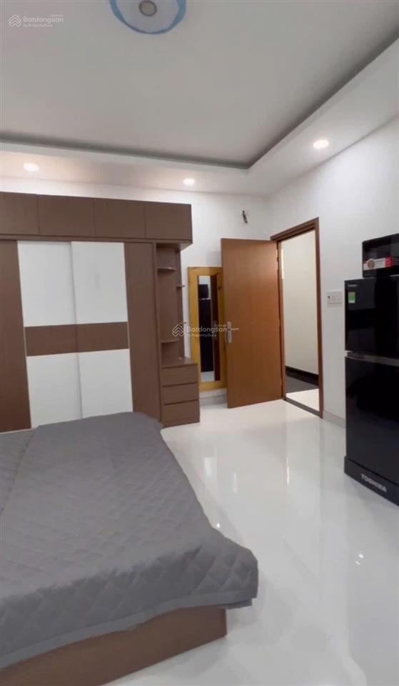 Cực ngon chdv khu phan xích long, phú nhuận  128m2  6 tầng  thang máy  12pn  22,8 tỷ tl