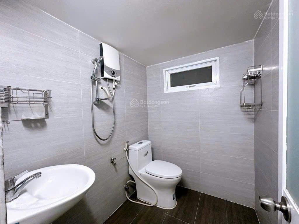 Gấp bán siêu phẩm chdv dòng tiền 90tr/ tháng  100m2 (5x20) 6 tầng  14 ch  giá 16,95 tỷ tl