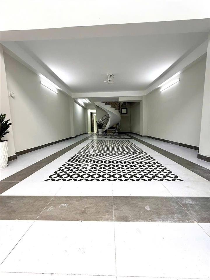 Bình thạnh 90m2 (4,65x20) 5 tầng 16 phòng  dòng tiềnthuê 1,2 tỷ / năm hẻm xe tai giá 15,8 tỷ tl