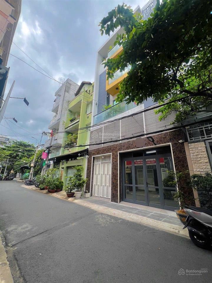 Bán nhà riêng tại phan xích long, giá siêu hời 24,8 tỷ, 82m2, 5 phòng ngủ, 5 toilet