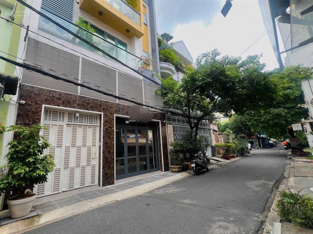 Bán nhà riêng tại phan xích long, giá siêu hời 24,8 tỷ, 82m2, 5 phòng ngủ, 5 toilet