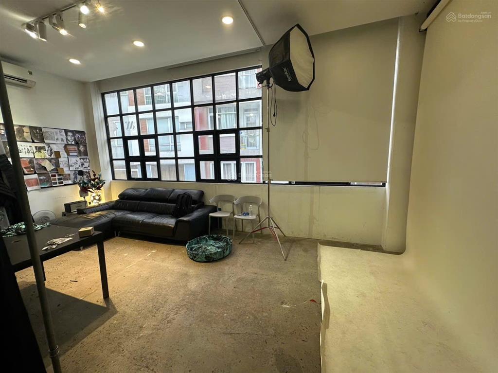 Hiếm 110m2 (6,8 x 16 )  3 tầng hẻm xe hơi ngủ nhà , khu phan xích long  25,9 tỷ tl