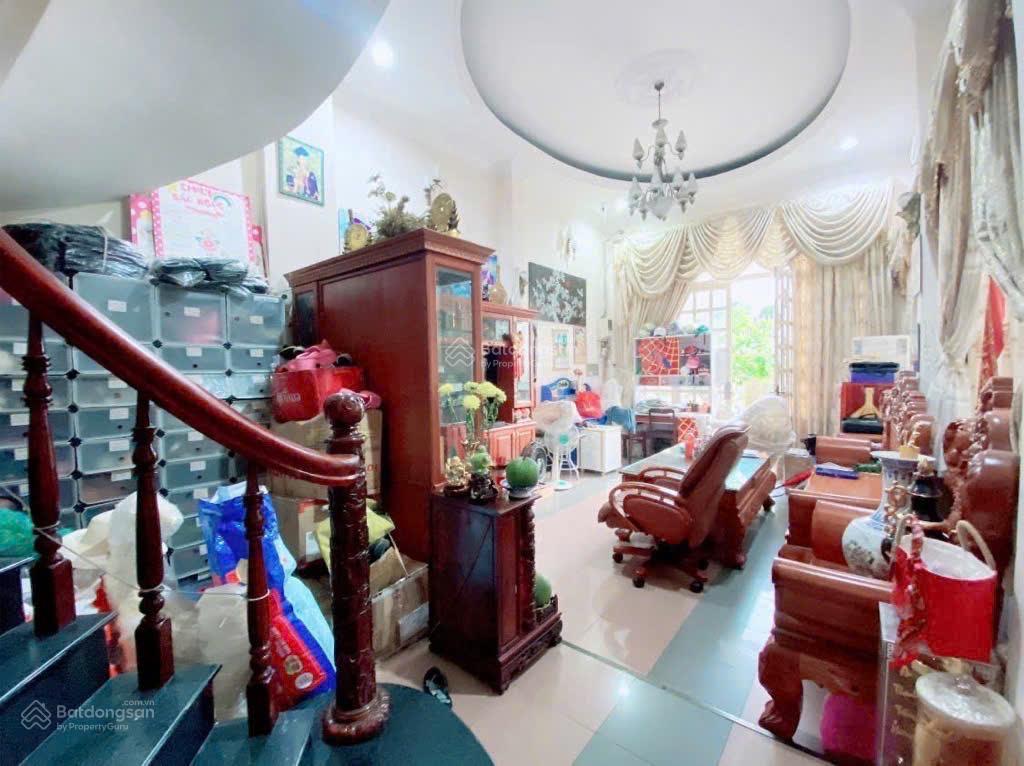 Mặt tiền ngang 6m  vị trí kinh doanh bùi đình túy  144m2 ,6 tầng  24,9 tỷ tl