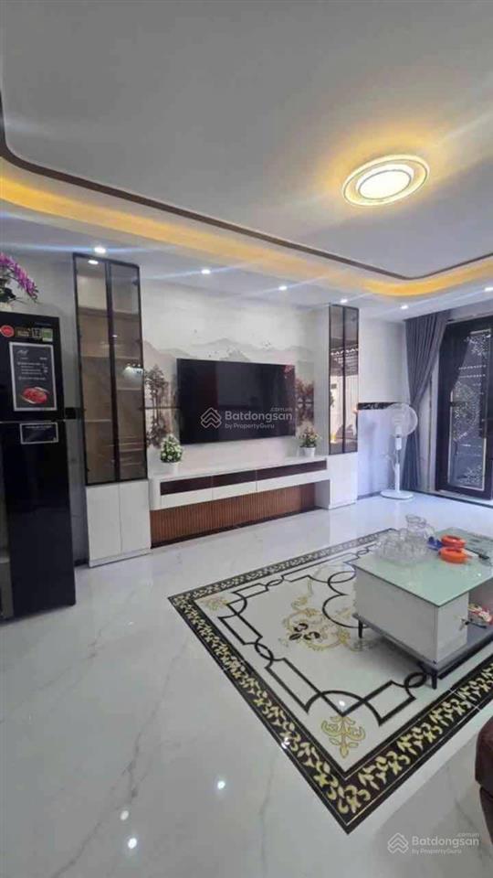 Chính chủ bán mặt tiền kinh doanh gần thích quảng đức phú nhuận 52m2  5 tầng  giá 8,98 tỷ tl