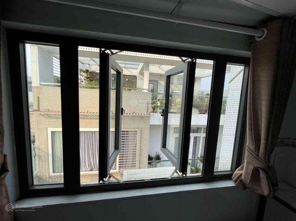 Gấp bán giảm 1 tỷ còn 9,6 tỷ tl. chdv 60m²  6 tầng 12 phòng trung tâm bình thạnh