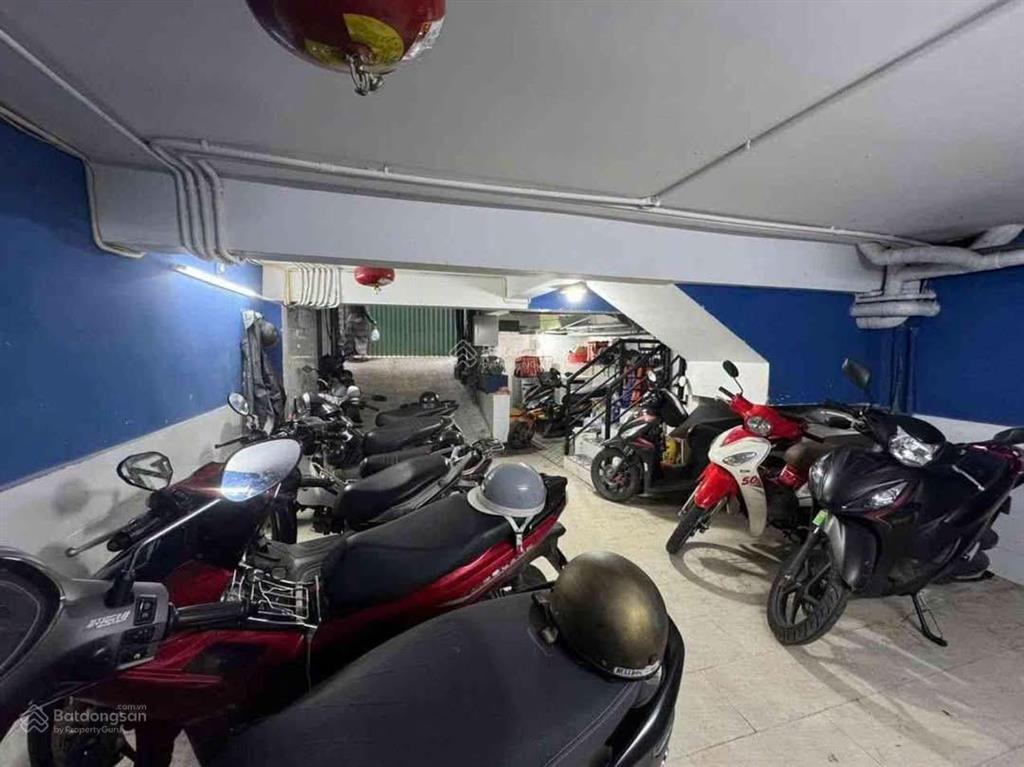 Gấp bán giảm 1 tỷ còn 9,6 tỷ tl. chdv 60m²  6 tầng 12 phòng trung tâm bình thạnh