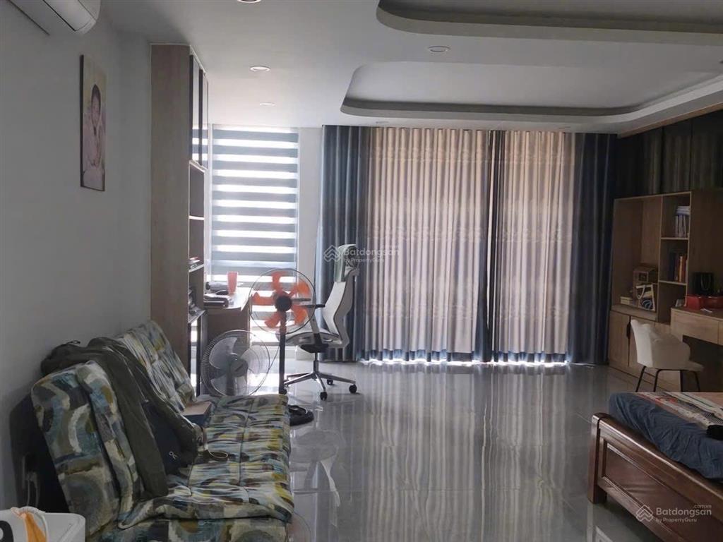 Chủ gấp bán. chdv bình thạnh 90m²  6 tầng 19 phòng  hẻm xe hơi. giá 16,95 tỷ tl