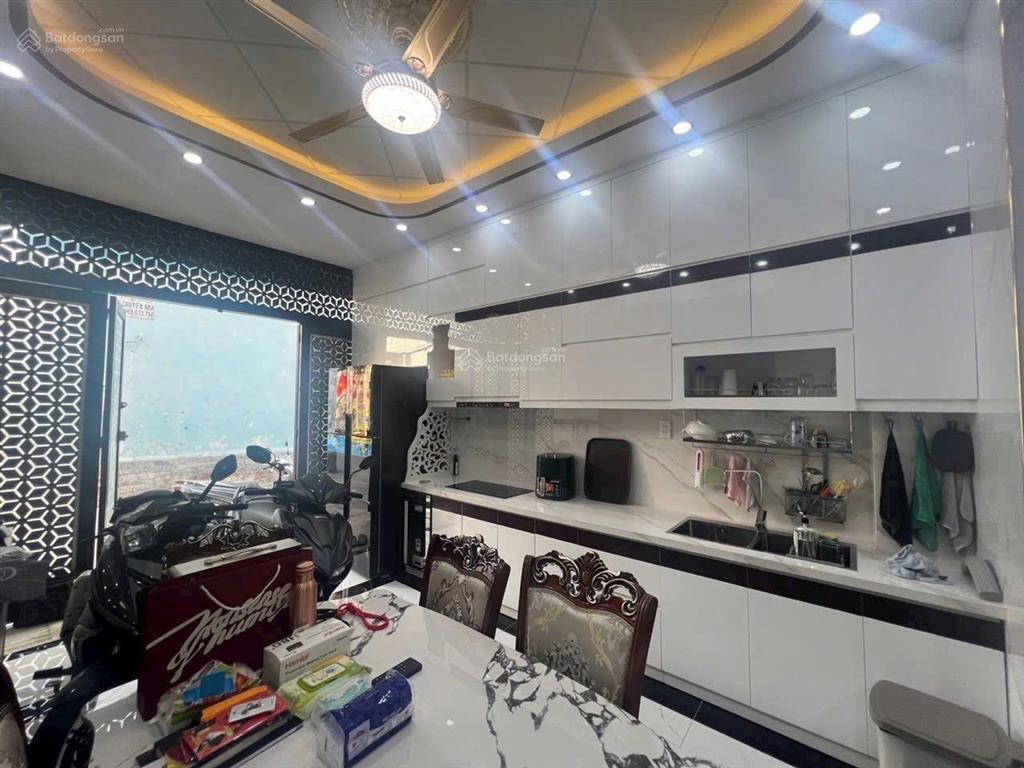 Gấp bán nhà hẻm xe tải  nguyễn thượng hiền, bình thạnh 50m²  5 tầng. ô tô đỗ cửa. 12 tỷ xíu