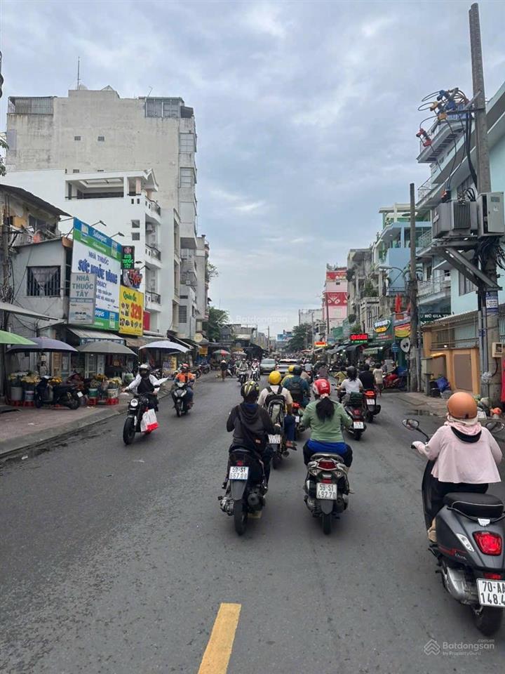 Siêu phẩm  mặt tiền kinh doanh bình thạnh 7 tầng thang máy. giá 13,2 tỷ