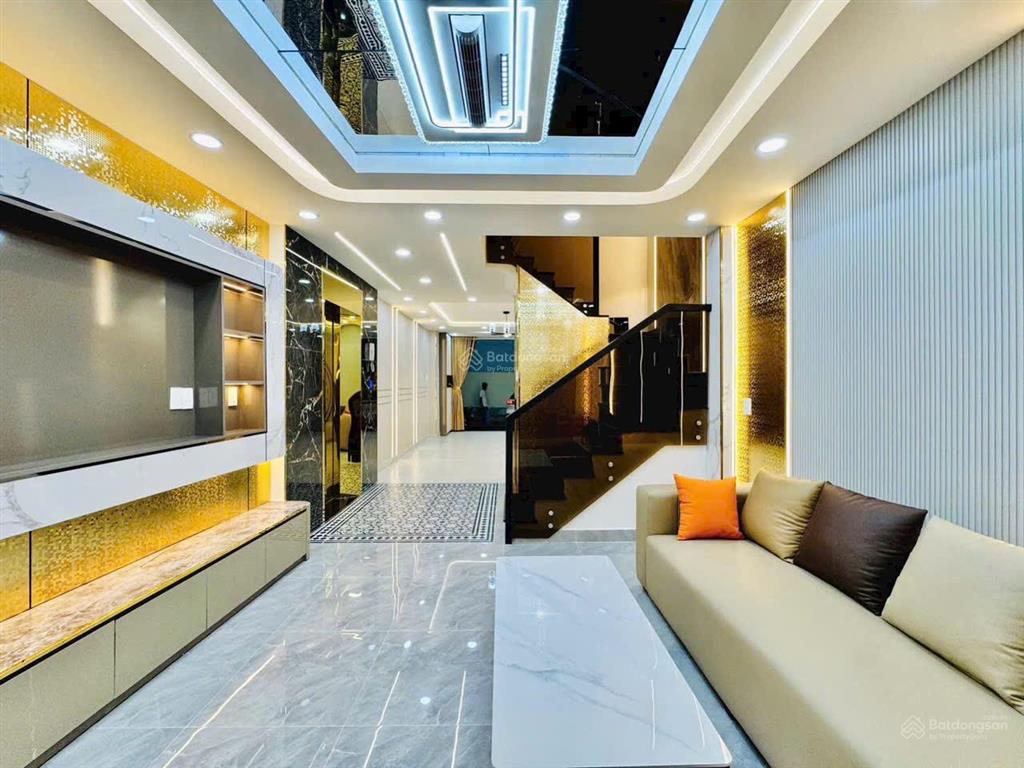 Siêu phẩm sát gần mặt tiền thích quảng đức 5 tầng  thang máy. ô tô đỗ cửa. giá 10,9 tỷ tl
