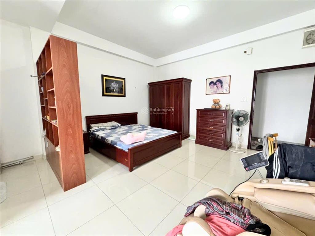 Gấp bán nhà trung tâm phú nhuận 103m² (5 x 20) 5 tầng  thang máy  xe hơi ngủ nhà  26 tỷ tl