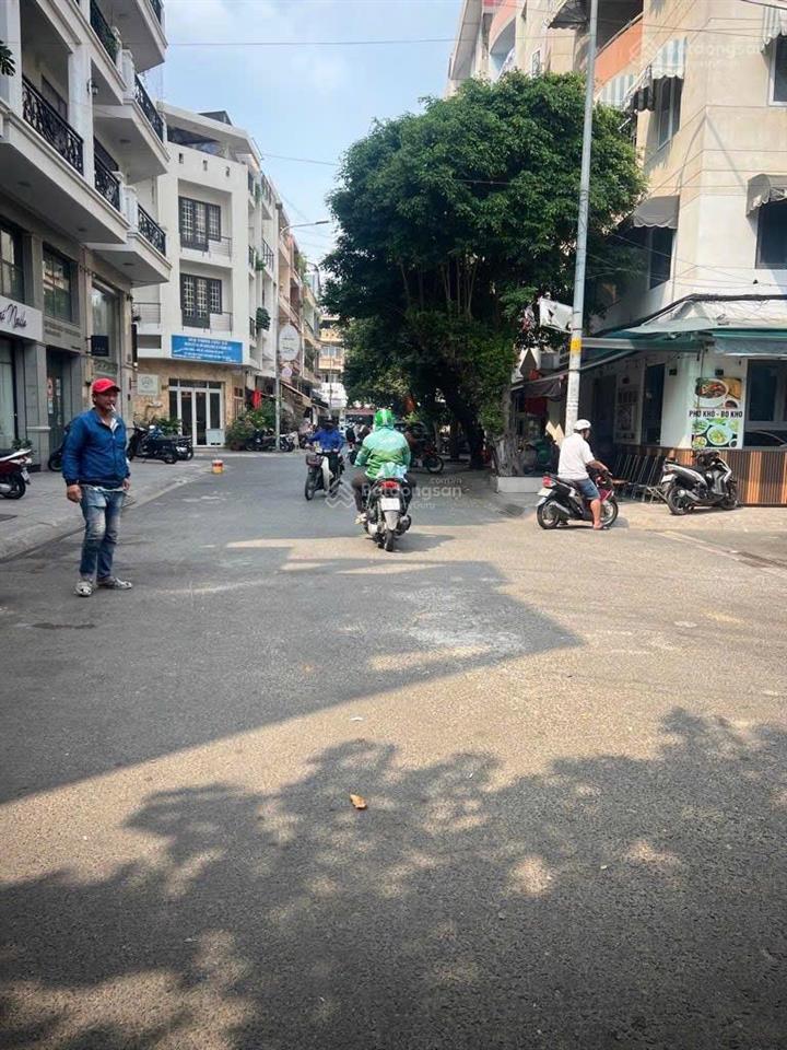 Nhà nguyễn công hoan, phú nhuận ngay phan xích long 120m²  5 tầng thang máy  15 tỷ hơn