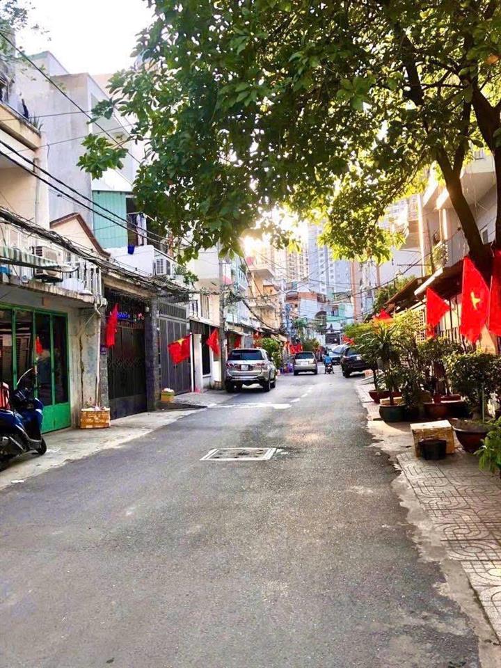 Nhà nguyễn công hoan, phú nhuận ngay phan xích long 120m²  5 tầng thang máy  15 tỷ hơn