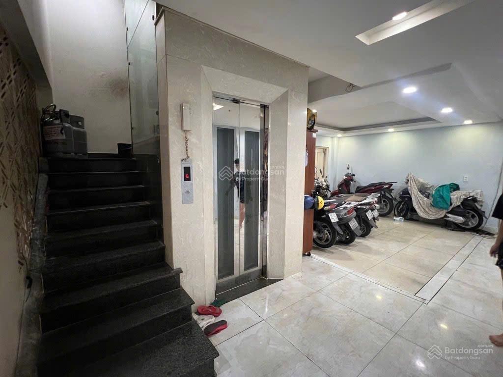 Nhà nguyễn công hoan, phú nhuận ngay phan xích long 120m²  5 tầng thang máy  15 tỷ hơn