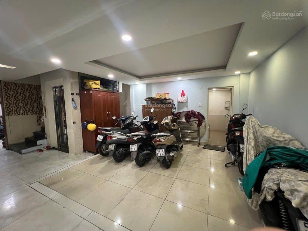 Nhà nguyễn công hoan, phú nhuận ngay phan xích long 120m²  5 tầng thang máy  15 tỷ hơn