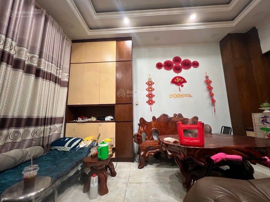 Nhà nguyễn công hoan, phú nhuận ngay phan xích long 120m²  5 tầng thang máy  15 tỷ hơn