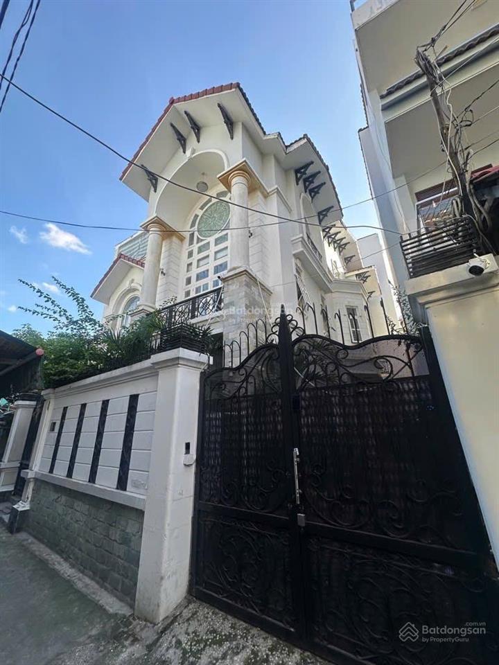 Ngộp bank gấp bán biệt thự trung tâm quận bình thạnh, 217m2  3 tầng  22 tỷ
