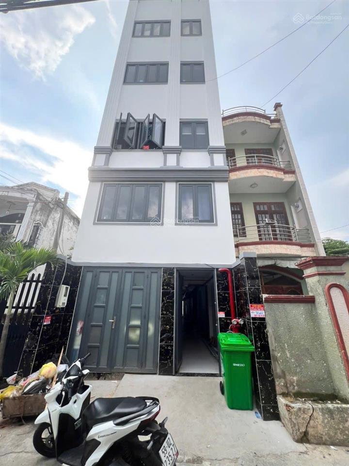 Siêu phẩm chdv 32 phòng  dòng tiền 135tr / tháng. gò vấp, 181m2  5 tầng 32phòng, giá 17,5 tỷ